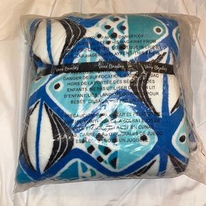 Verá Bradley Throw Blanket